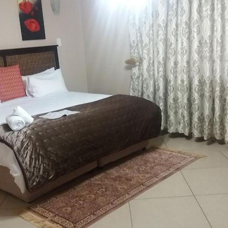Nongoma Lodge & Inn Cc Δωμάτιο φωτογραφία