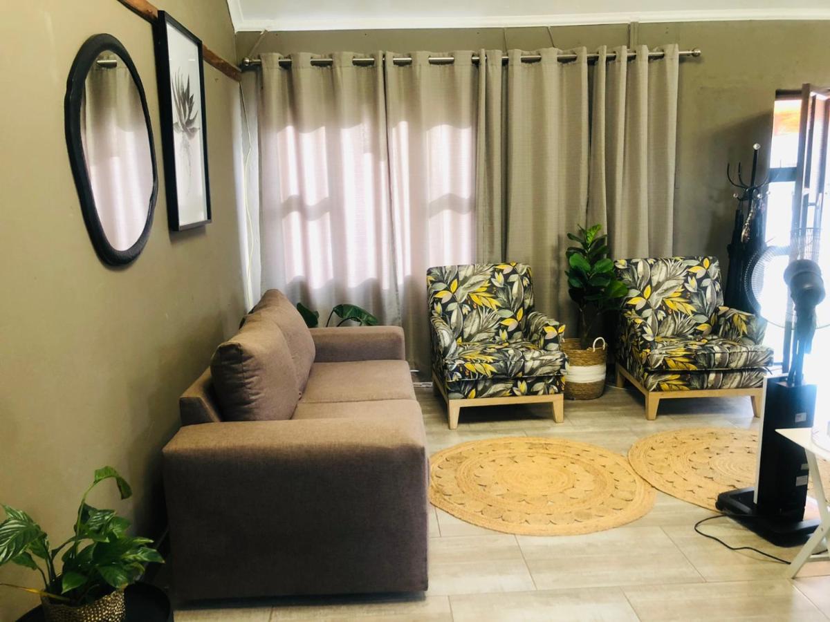 Nongoma Lodge & Inn Cc Εξωτερικό φωτογραφία