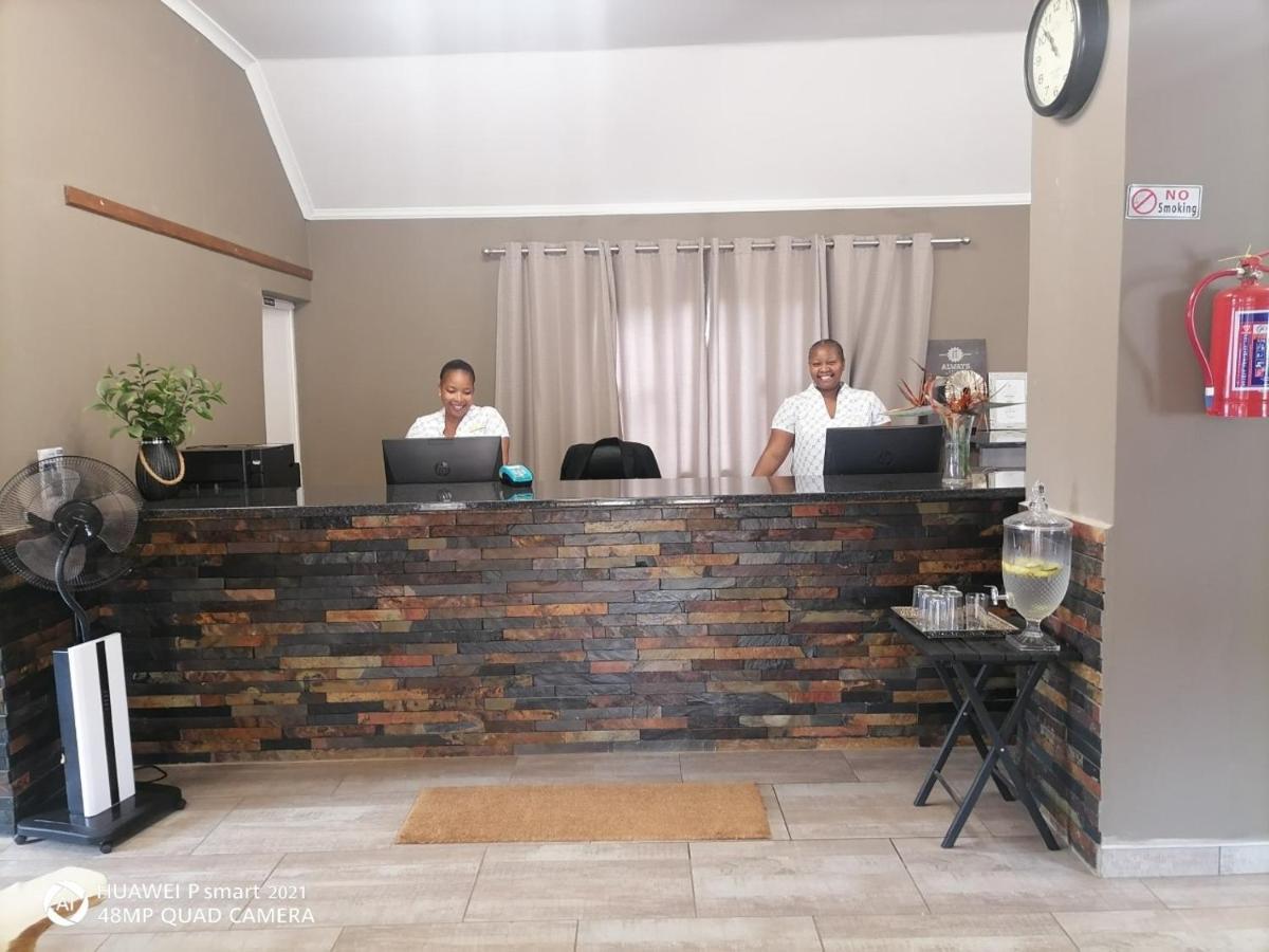 Nongoma Lodge & Inn Cc Εξωτερικό φωτογραφία