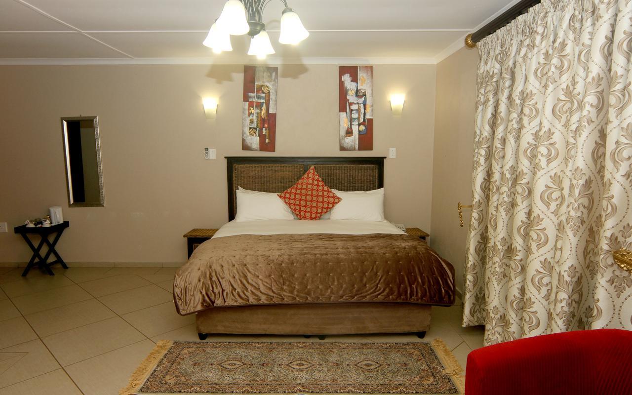 Nongoma Lodge & Inn Cc Εξωτερικό φωτογραφία